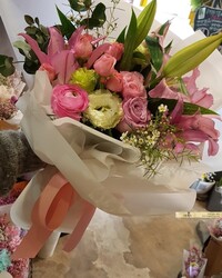 백합꽃다발/부산지역꽃배달/기장강서구제외입니다