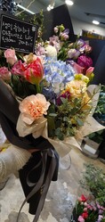졸업식축하꽃다발,축하꽃다발,시상식꽃다발~~!부산지역만배송이가능한상품입니다