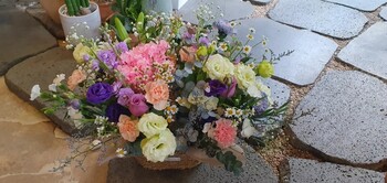 수국유러피언 화사한 카네이션 믹스꽃바구니/어버이날 감사꽃바구니 회갑.환갑.생일축하꽃바구니/부산지역꽃배달