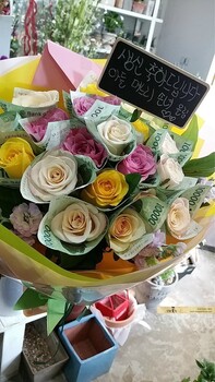 핑크파스텔생화 돈!꽃다발 ~~~/부산지역만 배송이 가능합니다(선물하실현금은 따로 입금 부탁드립니다)